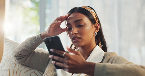 phone behavior of a cheater